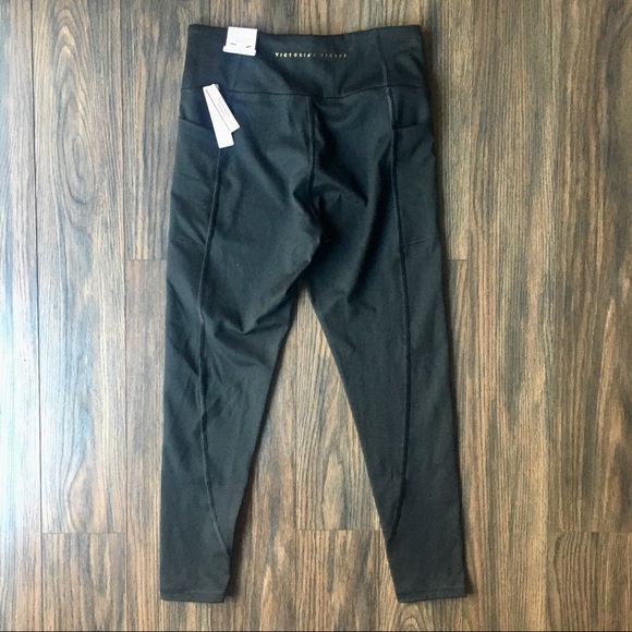 VS Incredible Essential Legging - Picture 5 of 7